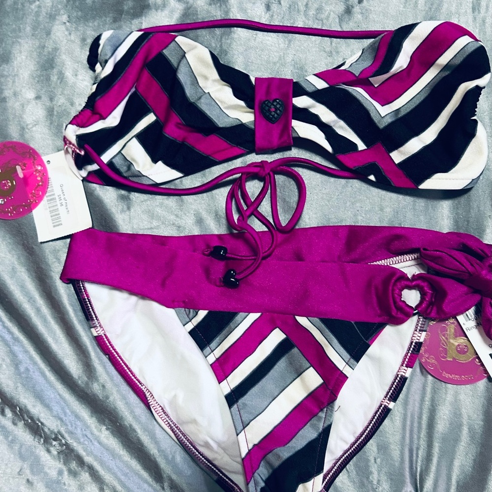New Queen of Hearts designer bikini Swimsuit pink/black/white